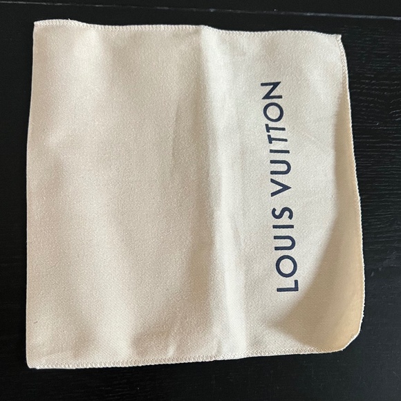 NEW! Authentic Louis Vuitton Billfold, Wallet Dust Jacket 9" x 9" x 5" - Picture 4 of 7